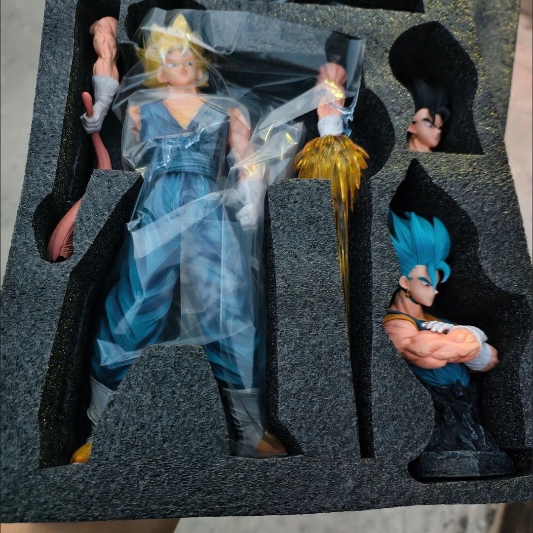 Set di Action Figure Anime War - Cosplay Prop Display recensione e prezzo