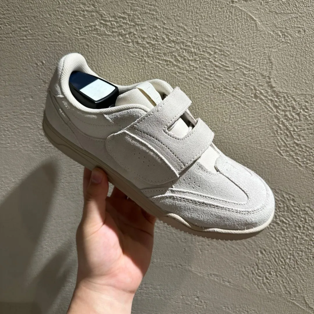 Sneakers retrò con cinturino i - Velcro Hook Loop recensione e prezzo